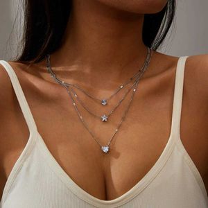 Pendant Necklaces New fashion trends unique design Exquisite multilayer pentagonal love pendant necklace womens jewelry highend gifts for parties S2452599