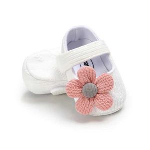 Primeiros caminhantes sapatos de bebê princesa flores fofas casual anti-slip esportes solas macias para crianças pequenas Primeiro Walker 0-18 meses D240525