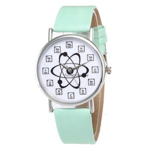 2024 Fashion Personality Cartoon Belt Watch Simple Student Quartz Bestförsäljande klocka