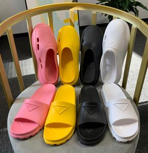 rubber mules slippers fashion beach shoes scuffs versatile design sandals loafers mule indoor outdoor casual sandals with box size 35-457920300