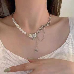 Pendant Necklaces Fashionable Hollow Heart shaped Pendant Necklace Chain Shining Womens 2022 Irregular Y2K Jewelry Silver Chocolate Jewelry Gift S2452599 S