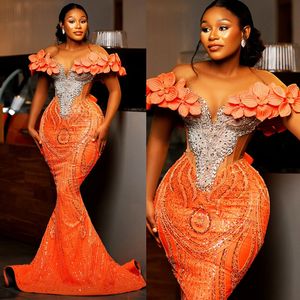2024 Plus Size Aso Ebi Prom Dresses for Black Women Orange Promdress Long Sleeves Illusion Lace Lace Hand Made Flower Crystals Second Obrate Obrate Am957