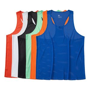 New Summer Running Vest Men Mesh Quick Dry Bodybuilding Sleeveless Tank Shirt Fiess Singlets Casual Crew Neck Tops M525 26