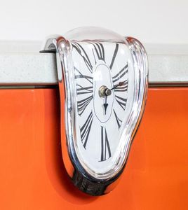 2019 Novel Surreal Melting Distorted Wall Clock Surrealist Salvador Dali Style Wall Clock Amazing Creative Home Decoration Gift6072616