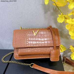 Luksusowy projektant torebek damski klasyczny łańcuch Small Square Bag Fashion Retro All-In-One Crossbody Bag Z5x0