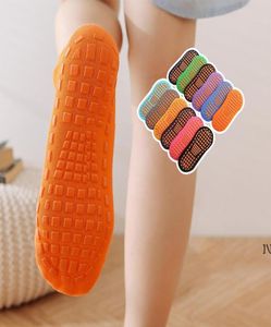 Fashion Sport Trampoline Socks The Silicone Antiskid Outdoor Socks Breathable Absorbent Yoga Pilates Socks Jumping Women Sock RRE11554210