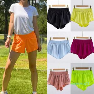 Heiße Low-Rise-Shorts atmungsaktive Yoga-Shorts eingebaute Unterwäsche kontinuierlich Drawcord Sport Short 2,5 