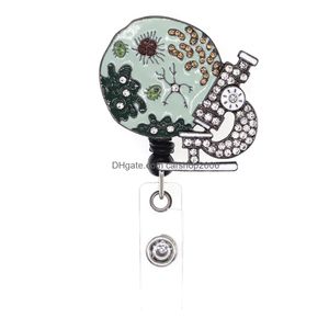 Nyckelringar 20 datorer/Lot Fashion Mix Style Sparkles Badge Reel Lab Queen Microskop Science Chemistry Series Metal ID Holder Drop Delive DHTB2