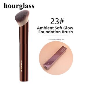 Hourglass Makeup Brushes Foundation Buffing Brush Concealer Borste Makeup Tools Lång handtag Oblique Foundation Make-up Brush 240524