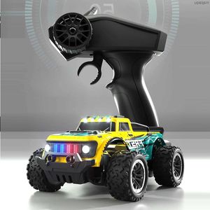 Электрический/RC CAR 4WD 24G с беспроводными светодиодными светодиодными светильниками RC Удаленный автомобиль управления грузовиком 18 км/HL2404 Toy Childrens 1 2 Jfuix