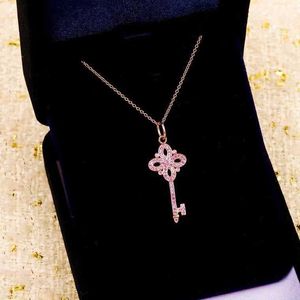 Designer's Brand key necklace 925 Sterling Silver Plated 18K gold diamond powder Key Necklace New Pendant clavicle chain