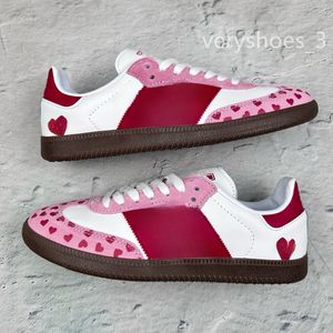 Scarpe casual uomini donne Wales Bonner Pink Heart New Designer Scarpe casual Atletica per esterni