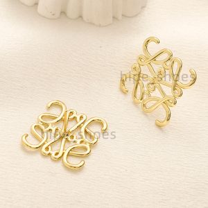 Neue Charme Designer -Hengst Ohrringe Boutique Liebe Schmuck Mode Stil Juwelier Weihnachten 18K Gold plattiert Ohrringe