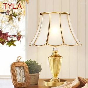 Настольные лампы Tyla Современное латунное освещение светодиодное светодиодное медное столовое лампа творческий декор для современной домашней комнаты
