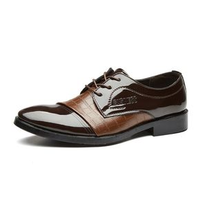 Business Formal Leather Shoes Mens Moda Sapatos Classic Italian Office Formal Sapatos Oxford para homens Sapatos Derby para meninos Partys Boots 38-48