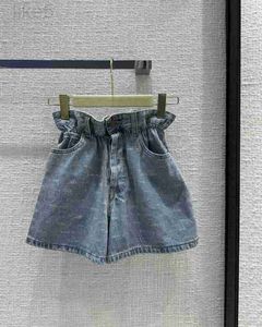 Kvinnors shorts designer märke samma stil 2024 ny vår sommar modedesigner lyx kvinnor jeans 0317-3 1b6g