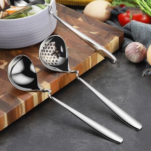 Löffel 1PCS Edelstahl Langer Suppenlöffel Colander Küche Utensilien Tischgeschirr vertiefen und verdicken den Griff von