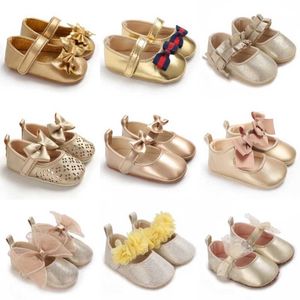 First Walkers 0-18 meter spring fashionable newborn gold baby shoes non slip fabric soles womens shoes breathable casual baby first walking shoes d240525