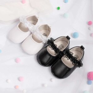 Första Walkers Baby Girl Bow Pu Leather Wedding Party Princess Shoes Mary Jane Baby Cotton Forerunner First Baby Crib Shoes D240525