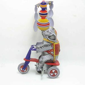 Wind-up Oyuncaklar Yetişkin Serisi Retro Style Oyuncak Metal Teneke Yüzük Acrobatik Fil Üç Bisiklet Mekanik Saat Oyuncak Resim Hediyesi S2452