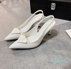 Sandálias de salto fino pontiagudas de salto alto designer de sapatos2024