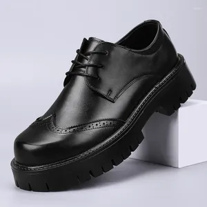Casual Shoes Genuine Leather Men British Style Mens Oxfords Design Brogue Thick Bottom Man Formal Dress Footwear