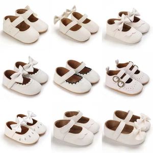 First Walkers Valen Sina Baby Casual Shoes Cashy Baby and Toddler Bow Knot Anti Slip Gasm Sole morbido PU First Step Bow Decoration Mary Jane D240525