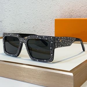 Designer Runway Solglasögon Womens Square Black Acetate Fiber Frame With Glass Pearl Crystal Z2396W Lyxiga solglasögon för män Kvinnor UV -skydd: 100%