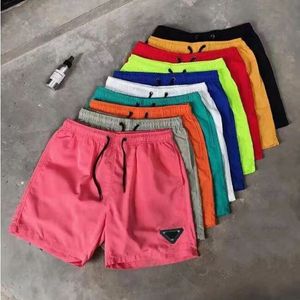 P Family Men's Shorts Popularne lekkie filta przeciwsłoneczne Pole plażowe Przystojne swobodne letnie pięciopunktowe spodnie europejskie stacja europejska