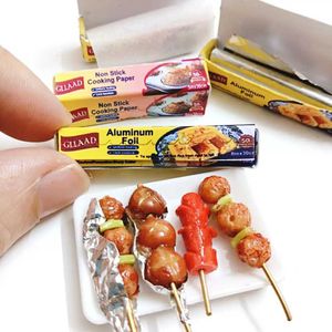 Kitchens Play Food New 1/6 ratio doll house mini stick less cooking paper/aluminum foil mini pretend food for Bryce BJD doll house game toys d240525