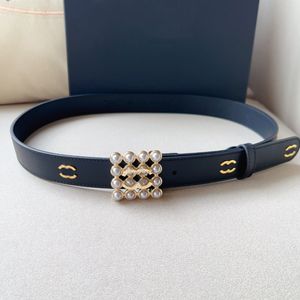 Designer di alta qualità Doppia cintura lettere Classico con fibbia logo in ottone AAA Cintura in pelle di qualità per donna Cintura di buccia da uomo di lusso C30