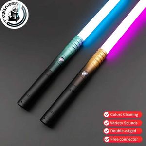 LED -Spielzeuge Txqsaber RGB Metall Lichtschwertfarben, die die Farbe des Cosplays reibungslos verändern und das Blaster -Laserschwert in schwere Duell -Kinderspielzeuge q240524 ausschalten