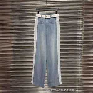 Vestidos casuais básicos design de nicho de verão com calças de jeans de design de renda em painel lateral