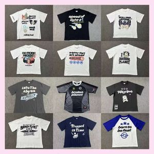 BPトレンディ漫画スカルフォームレタープリントラウンドネック男性と女性のためのゆるい短い袖のTシャツカップルティー