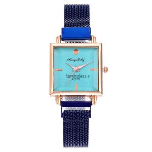 2024 2019 Tiktok Square Milan Net Red Watch Fashion Lazy Magnet Buckle Womens Quartz