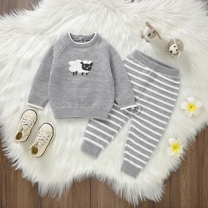 Roupa de traje de bebê outono de inverno casual mangas compridas blusas jumperstrousers infantil meninas meninas de terno esportivo de malha de malha 240523