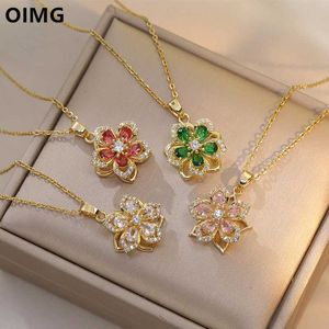 Pendant Necklaces 316L stainless steel gold-plated romantic rotating flower zirconia pendant necklace suitable for women charm luxury jewelry d240525