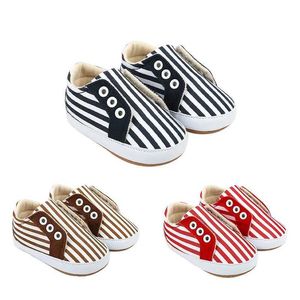 First Walkers Baby Shoes With Anti Slip Stripes Classic Sports Shoes For Spädbarn och små barn Baby Boys and Girls First Walking Shoes 0-18 månader gamla D240525