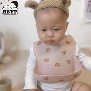 New Baby Bear Food Grade Silicone Waterproof Bibs Newborn Boys Girls Feeding Saliva Towel Infants Adjustable Burp L2405