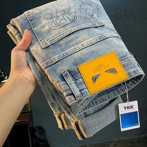 Herren Jeans Designer High End European Denim Jeans, Herrenmarke, personalisierter konvexer Druck, sich verjüngter Trend, elastischer Herbst Neue, vielseitige, verkaufte Hosen 5YT2