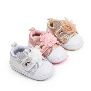 First Walkers Baby shoes cute unicorn flowers shiny PU leather casual soft soled princess shoes for young children in spring and autumn first walker 0-18M d240525