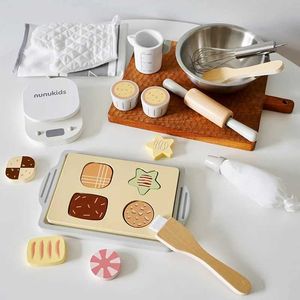 Kitchens Play Food Childrens kitchen simulation baking bread cake apron glove stick model toy food mini item game house childrens games d240525