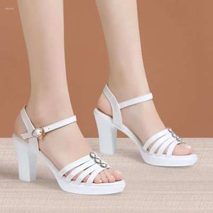 Женские сандалии Sandals Summer Open для коренастой высокой каблуки белый B BB6 Sandal