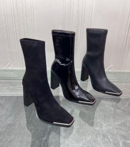 카운터 품질 여성 039S Real Leather Boots 패션 금속 플랫 헤드 블랙 하이힐 럭셔리 라이트 알몸 부츠 쇼 파티 Weddin1902221