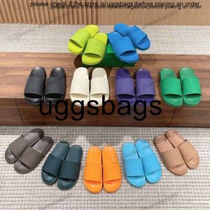 bottegaa skor botega skor tofflor för män kvinnor präglade franska intrecciato gummi glider sandaler gummi designer sommar toffel skor botega dearfoam platt belt