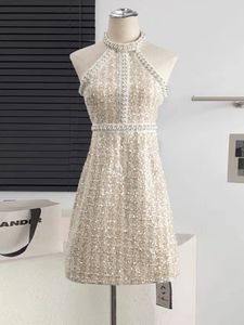 Small Fragrant Ladies Sleeveless Tweed Sexy Night Club Dress Womens Summer Halter Pearl Beading Mini Elegant Party Dresses 240516