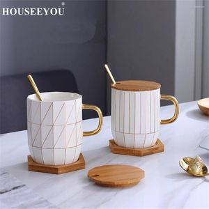 Tassen Houseeou Nordic Wave Design Kaffeetasse mit goldenem Griff Löffel Holz Deckel Matte Home Office Tee Wasser Milch Bier Teetasse Teetasse