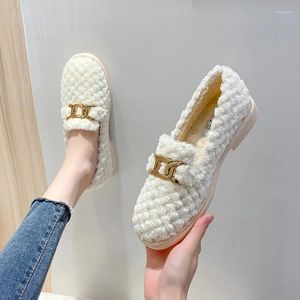 Casual Shoes Metal Chains Buckle Fur Flats Woman Plaid Furry Moccasins 34-43 Big Size White Slip On Loafers Women Winter Sneakers