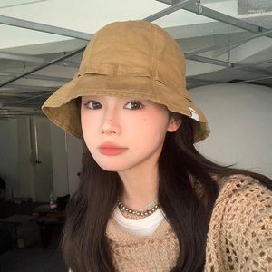 Berets Japanese Outdoor Short-brimmed Tooling Style Fisherman Hats Women's Summer Solid Color Label Design Big Head Sunshade Bucket Hat
