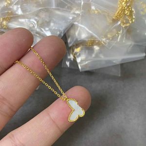 Designer Luxus Halskette Damen Mädchen Mini Schmetterling Halskette zart für Hochzeitsfeier Geschenk
